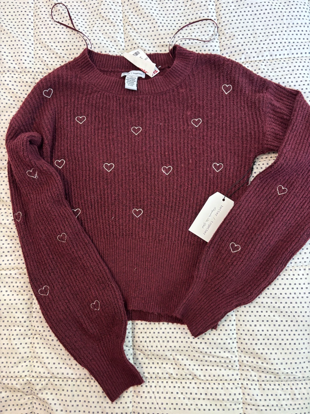 Women's Burgundy Heart-Embroidered Sweater - Sz M